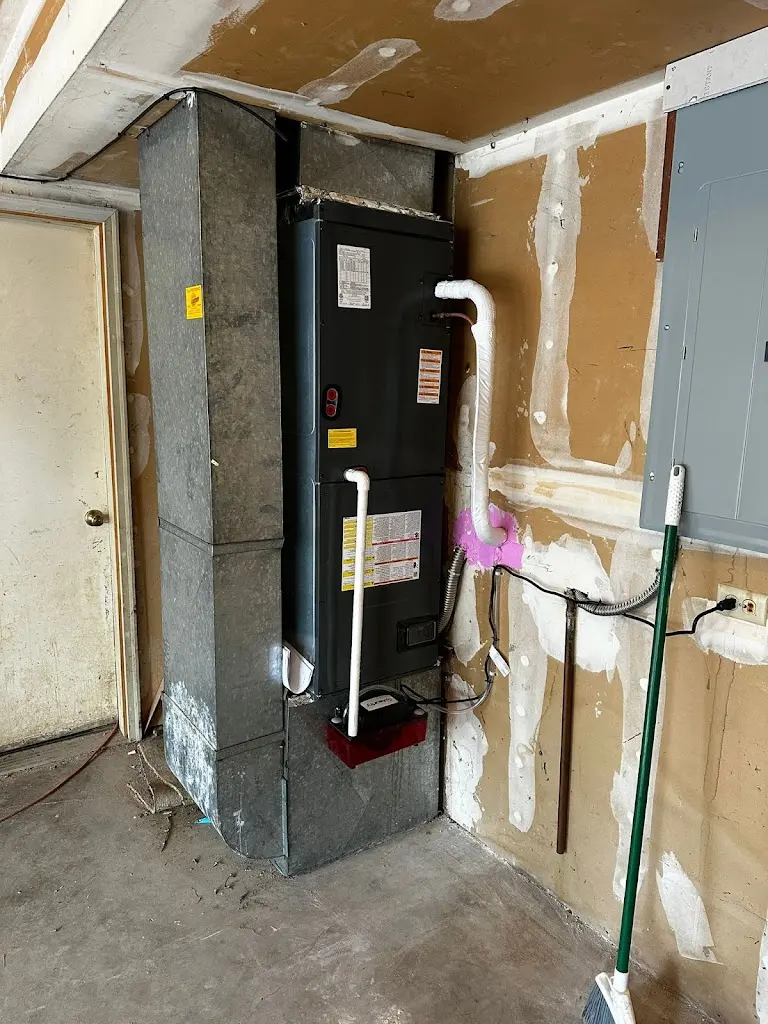 Heating and cooling installation portfolio photo 38